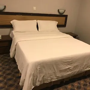 فندق Oyo 443 Safari Al Khaleej